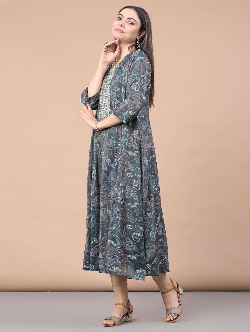 women printed three quarter sleeve kurta - 22246343 -  Standard Image - 3