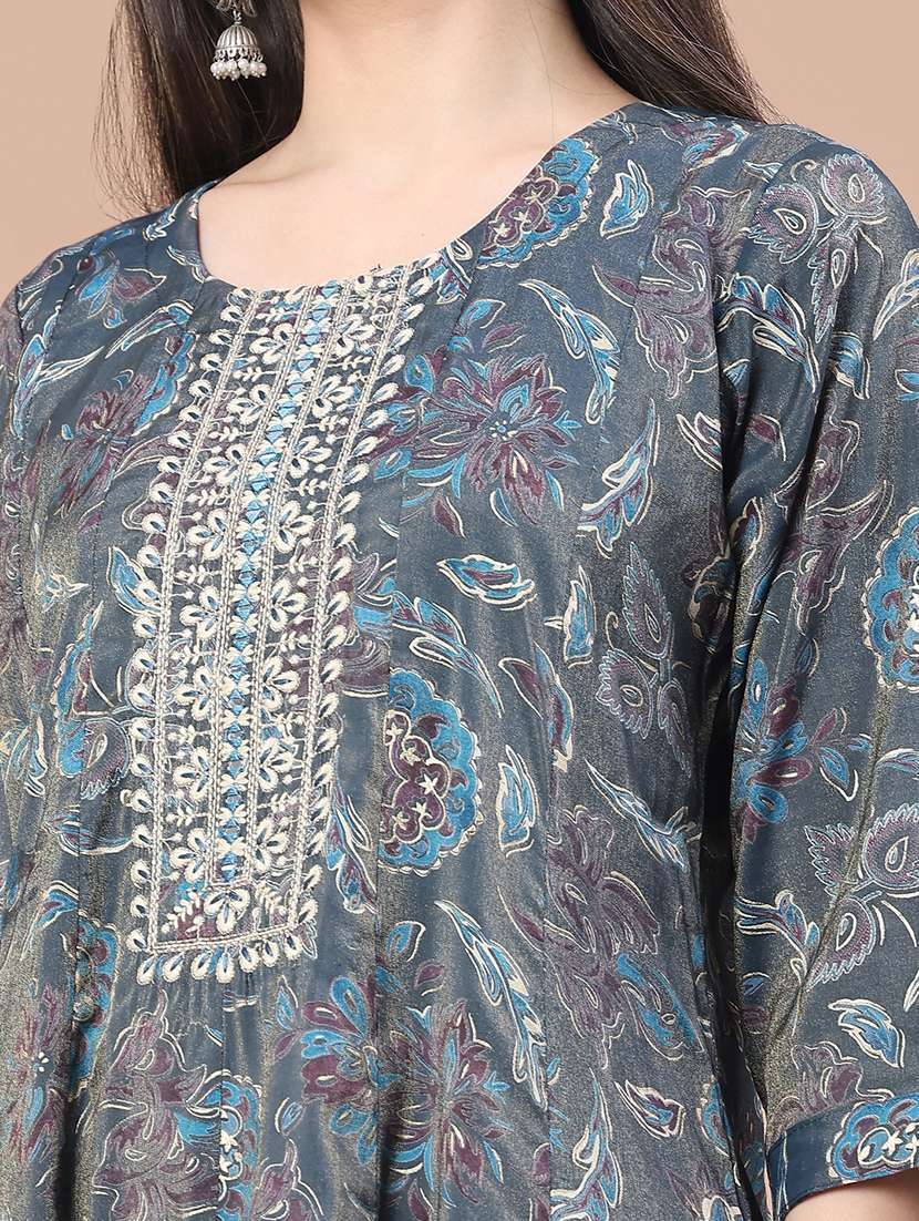 women printed three quarter sleeve kurta - 22246343 -  Standard Image - 5