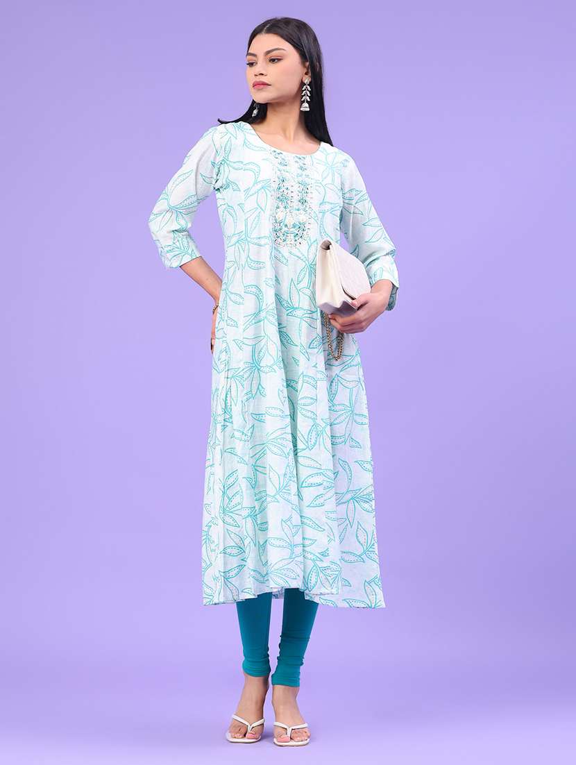 women printed three quarter sleeve kurta