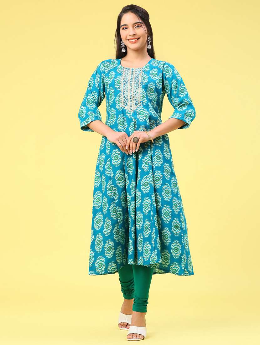 women printed three quarter sleeve kurta - 22246364 -  Standard Image - 3