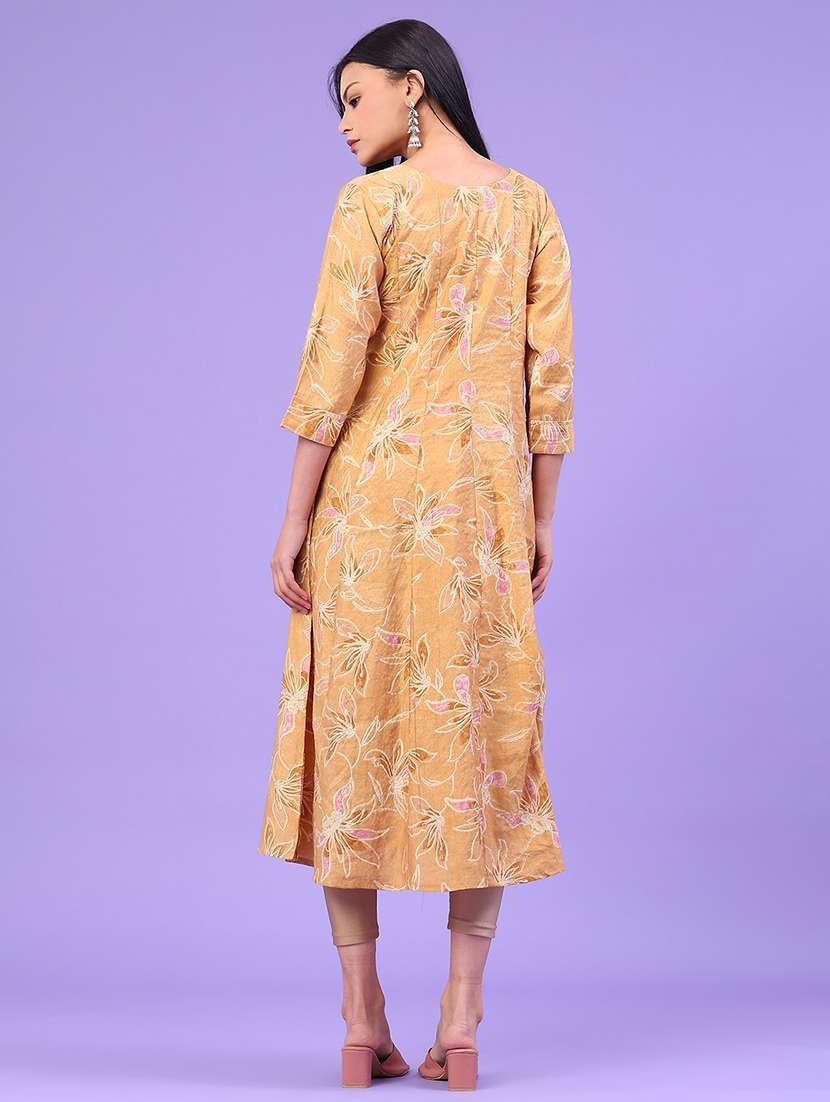 Women Printed Three Quarter Sleeve Flared Kurta - 22246400 -  Standard Image - 3