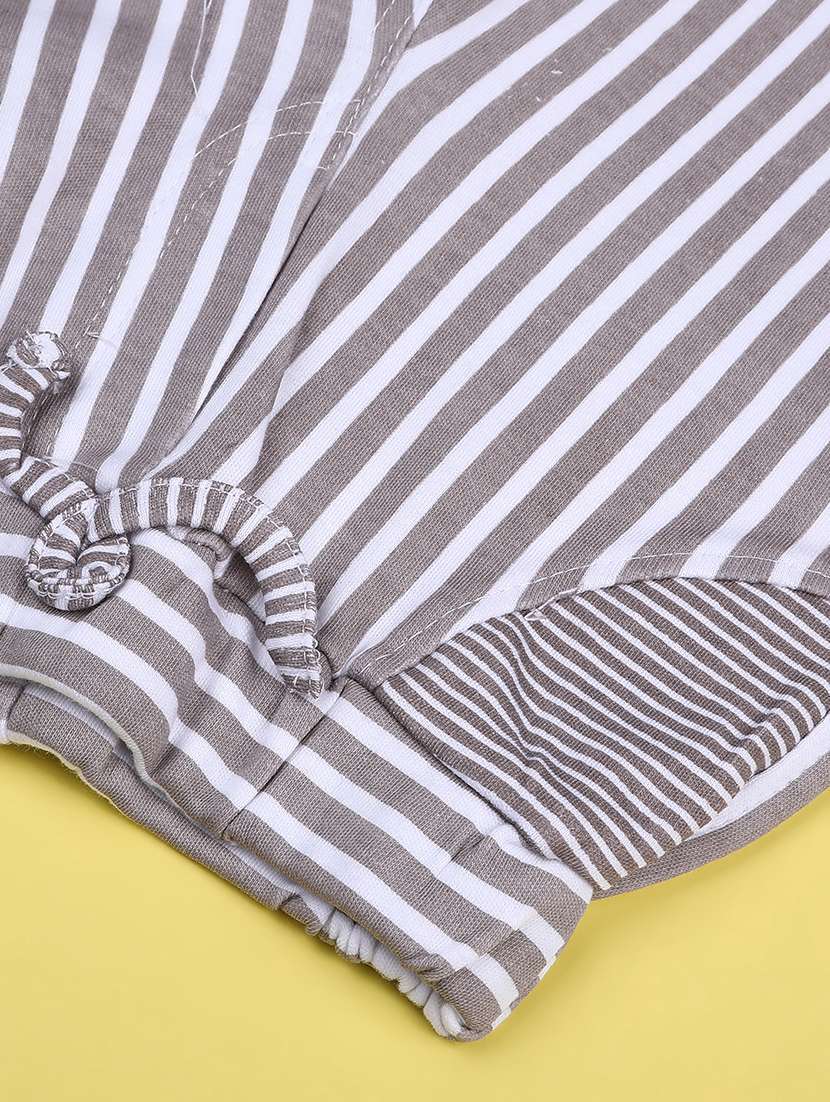 kids printed shirt and short set - 22246590 -  Standard Image - 5