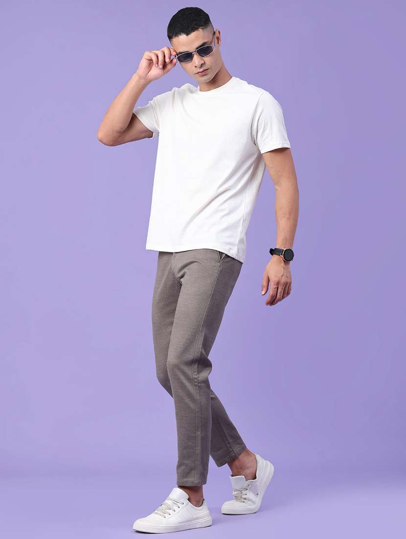 men solid mid rise slim fit chinos - 22246812 -  Standard Image - 5