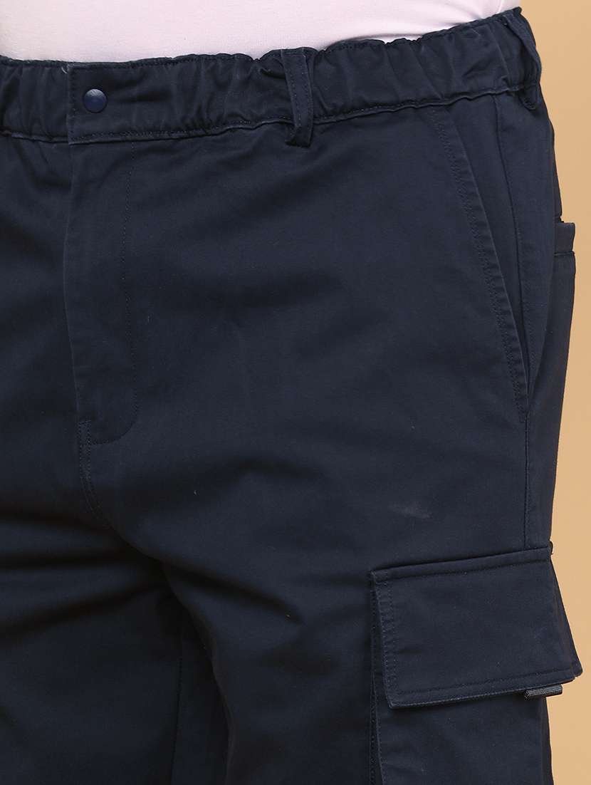 men solid mid rise regular fit cargo  - 22247107 -  Standard Image - 3