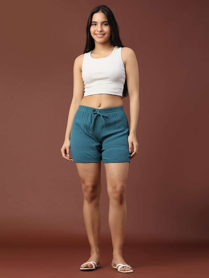 women solid mid rise shorts - 22247417 -  Standard Image - 5