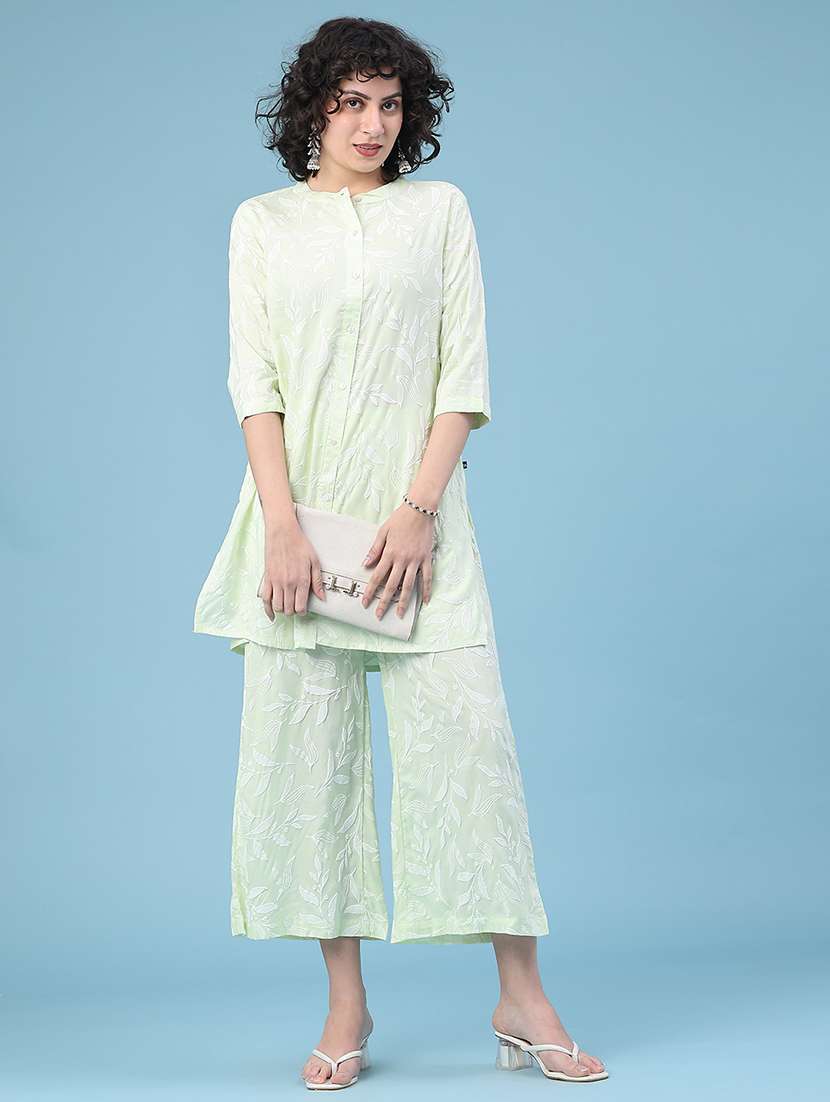 women printed three quarter sleeve ethnic co-ord set