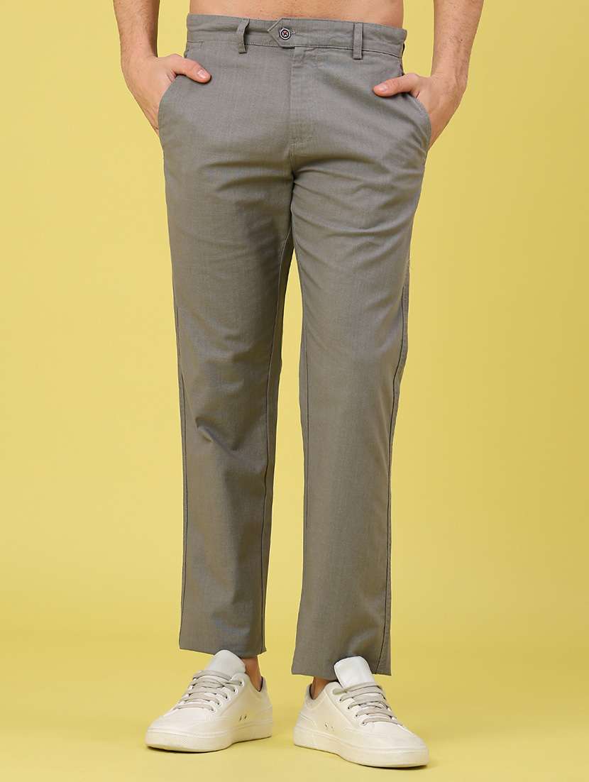 men solid mid rise chinos casual trouser