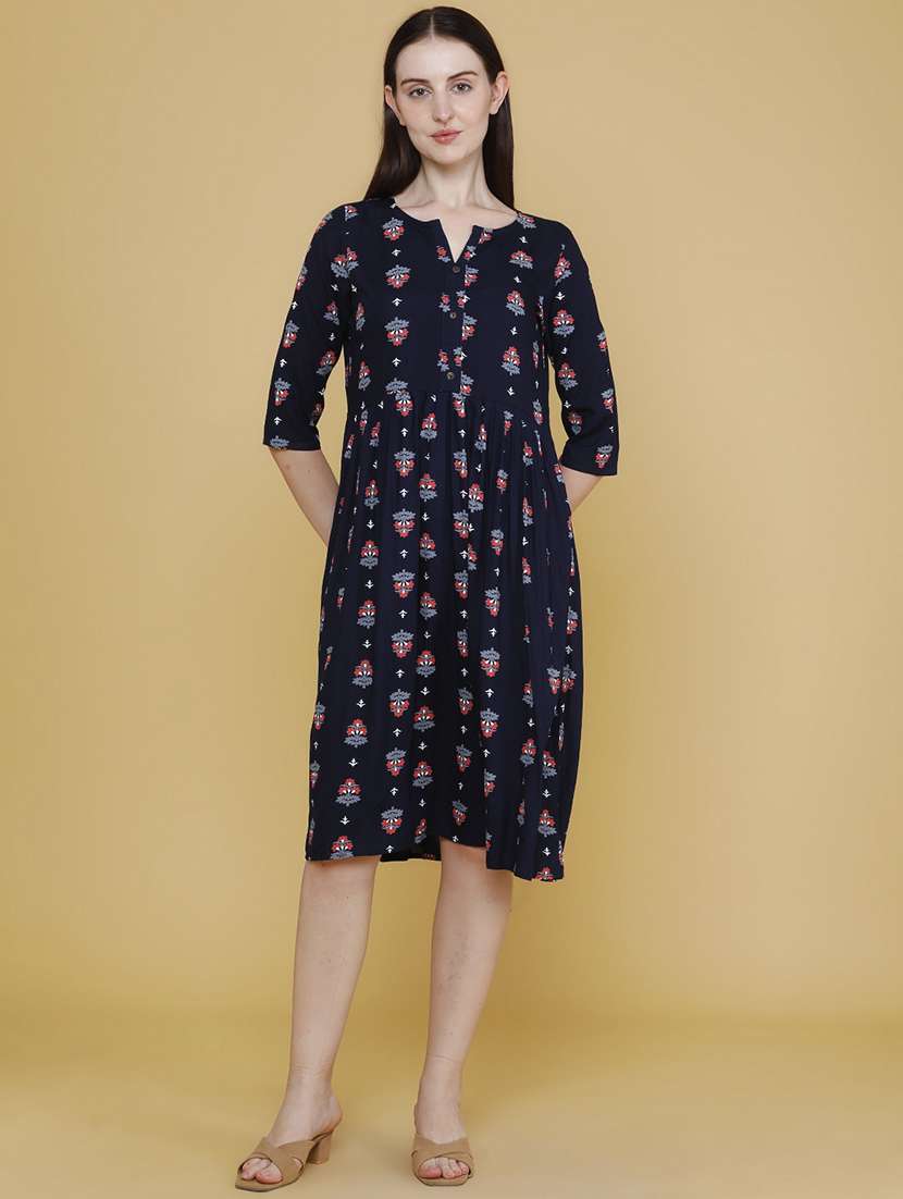 women printed three quarter sleeves a-line dresss