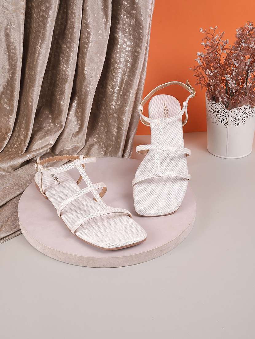 women solid back strap flat sandal