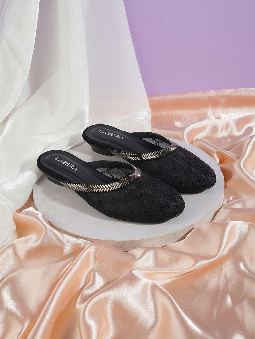 women solid slip on mules