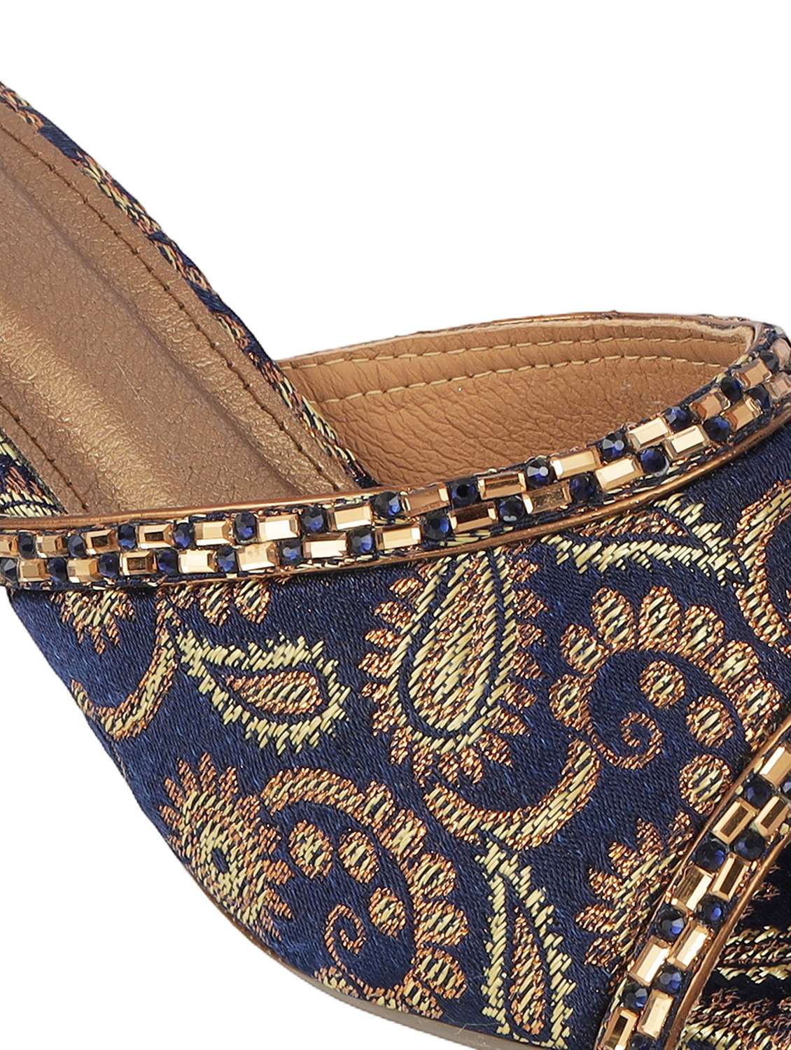 women slip on block heel sandal - 22251935 -  Standard Image - 5