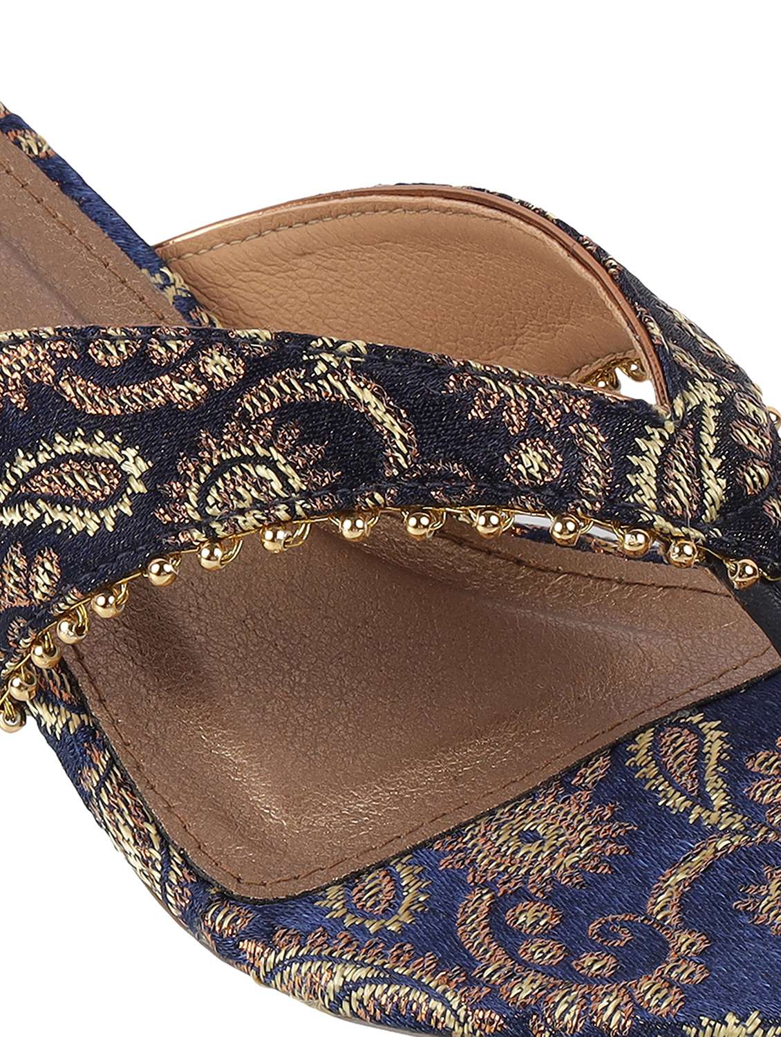 women slip on block heel sandal - 22251937 -  Standard Image - 5