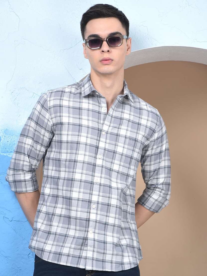 men collared long sleeve casual shirt