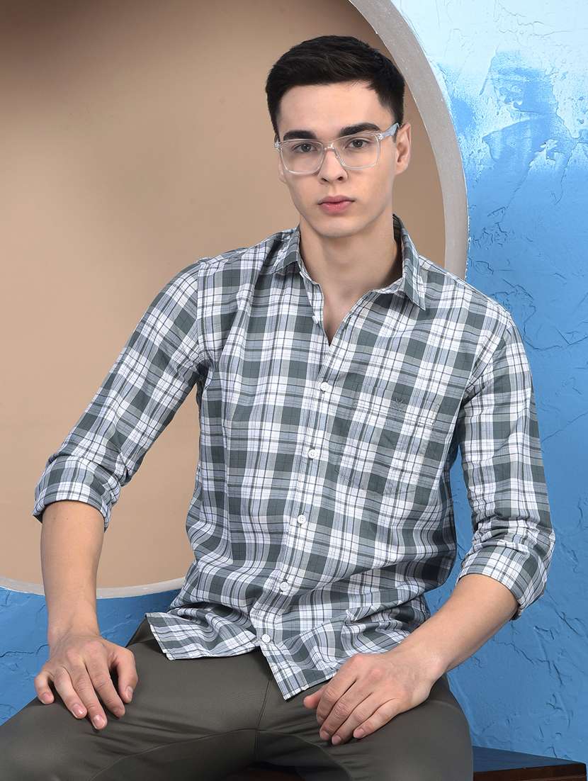 men collared long sleeve casual shirt