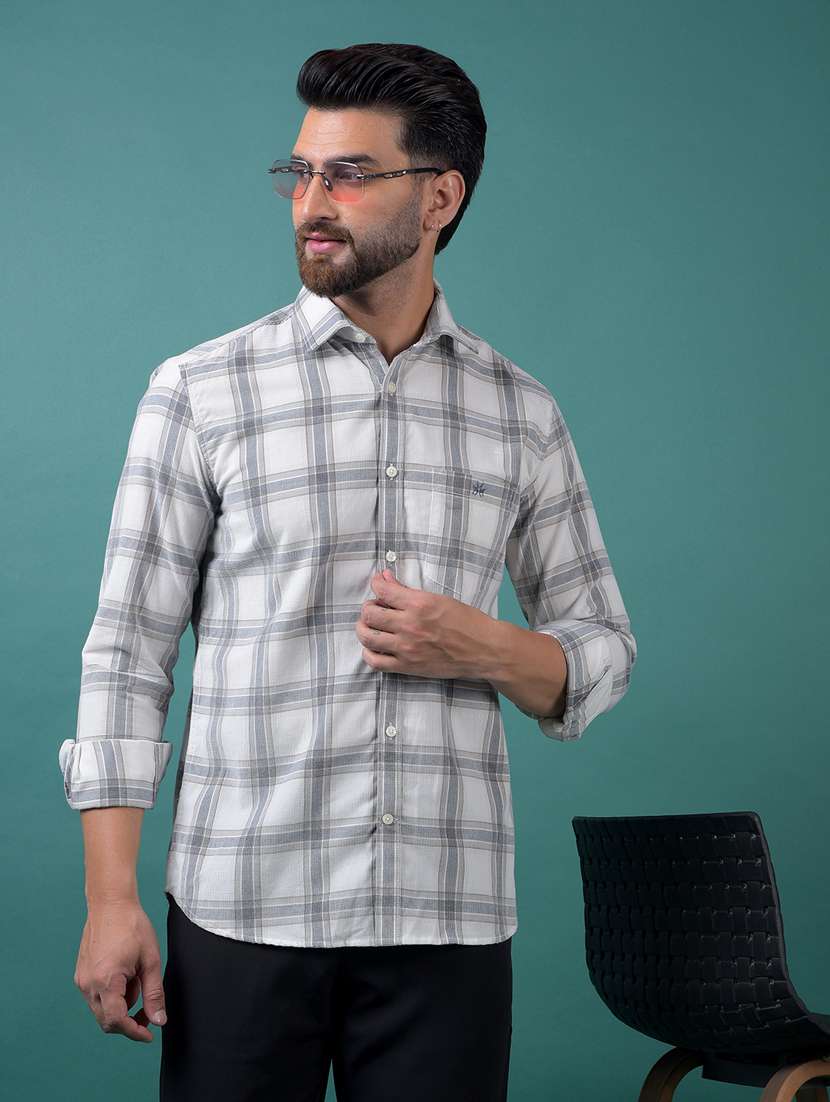 men collared long sleeve casual shirt
