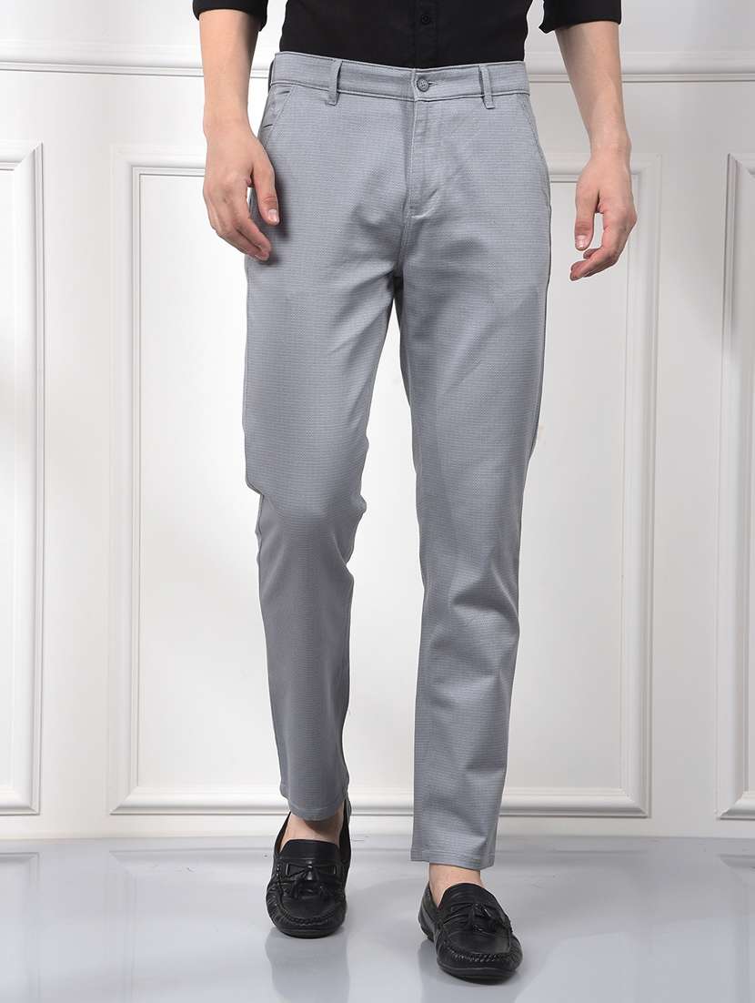 men solid mid rise slim fit chinos 