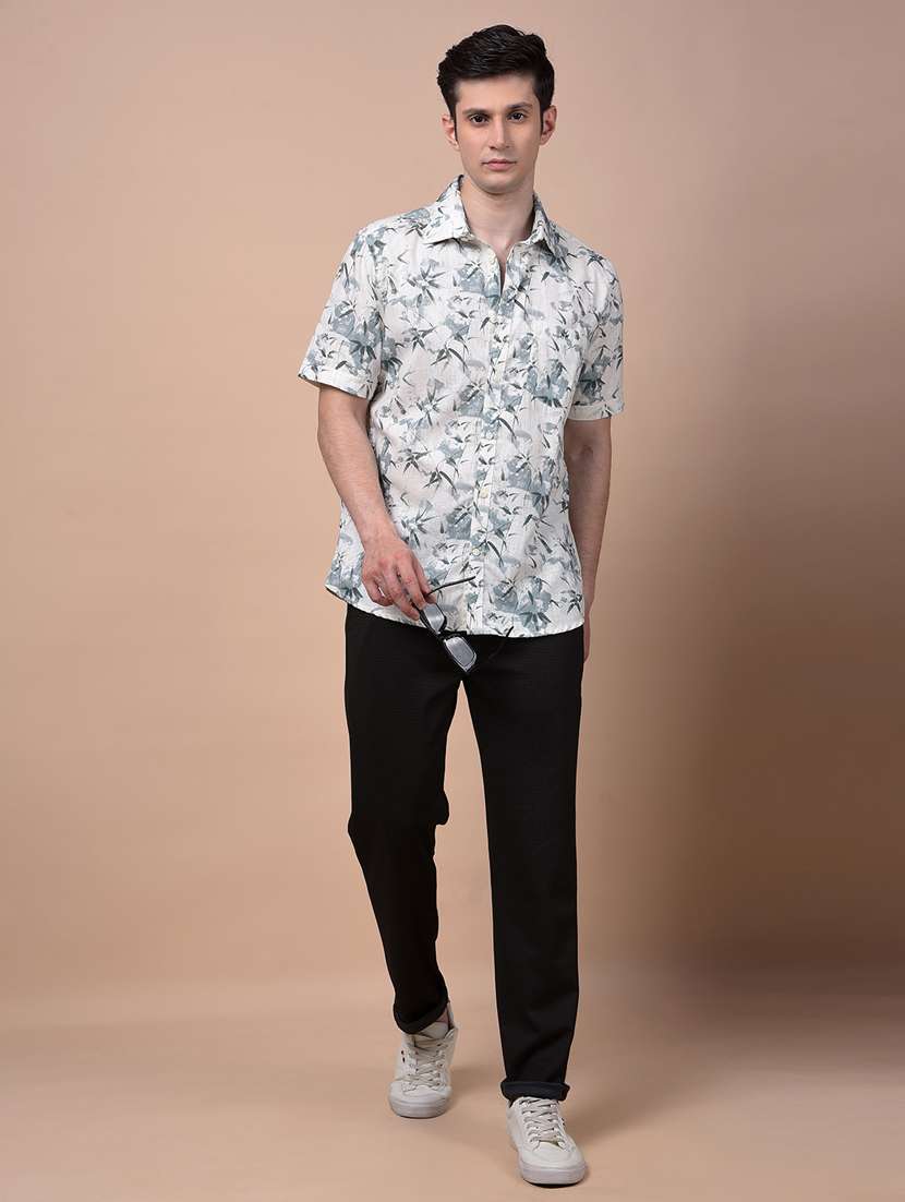 men solid mid rise slim fit chinos  - 22253273 -  Standard Image - 5