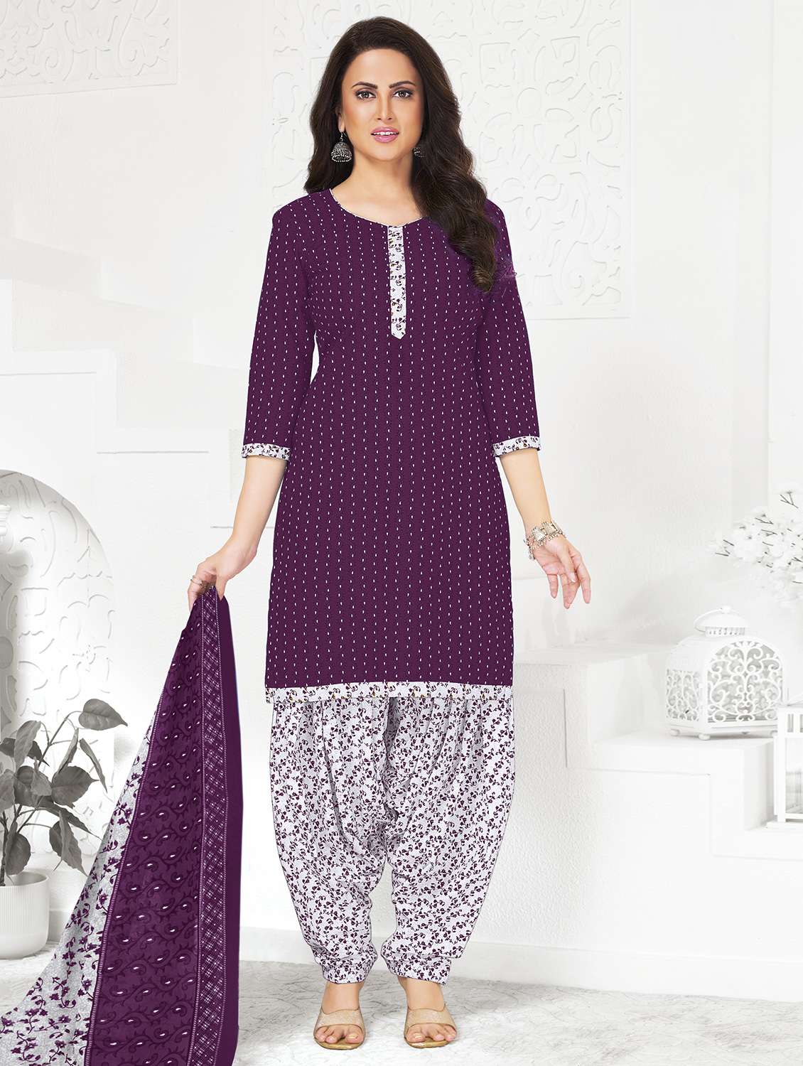 women printed three quarter sleeve kurta patiala with dupatta set