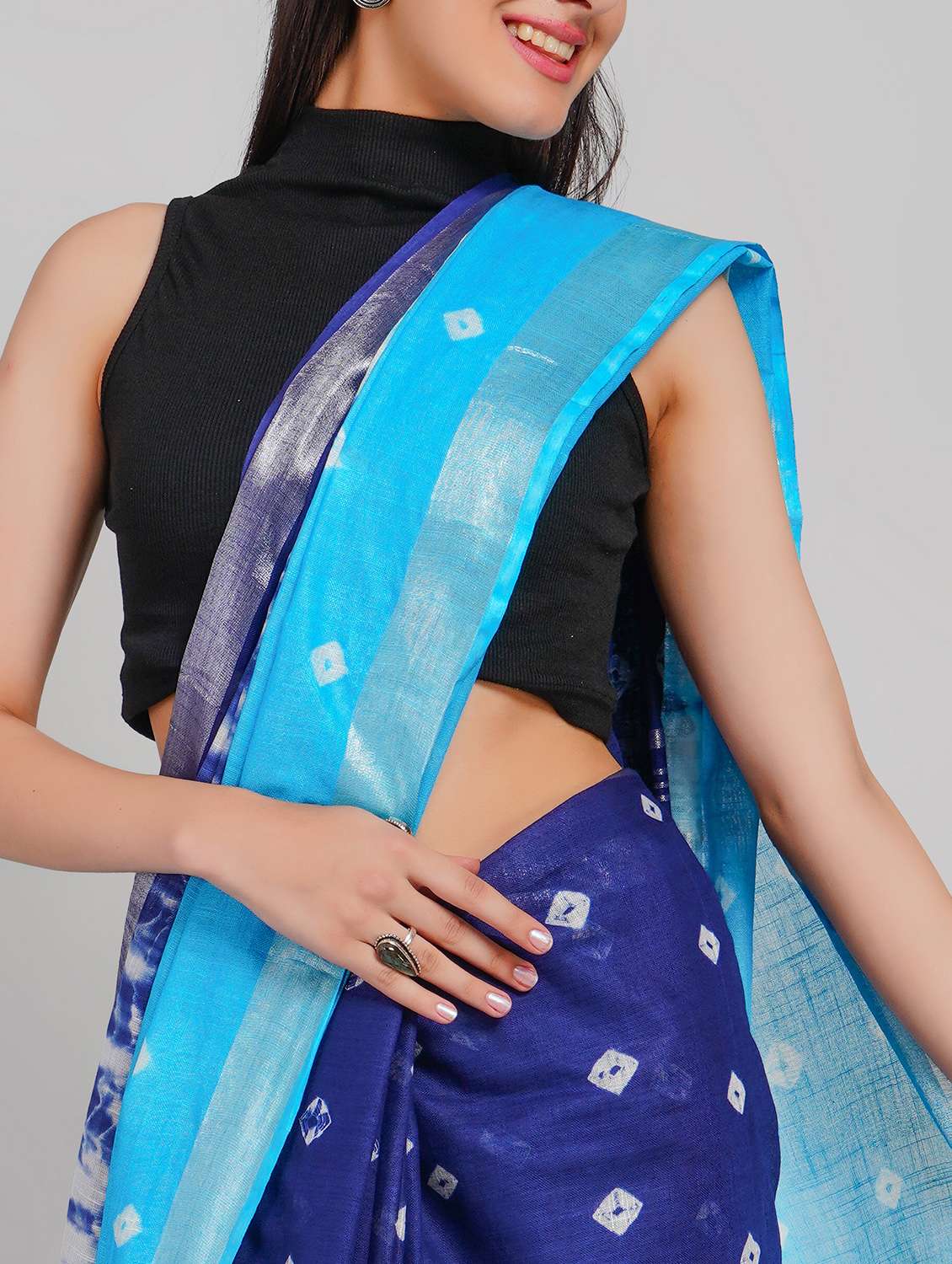 women tie & dye printed saree with blouse - 22253423 -  Standard Image - 5