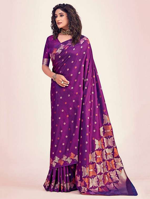 women self design banarasi saree with blouse