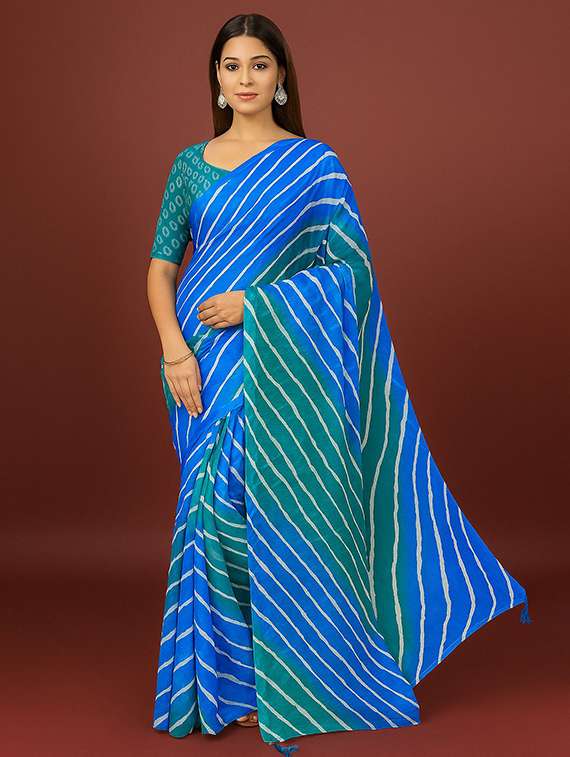 women printed casual wear saree with blouse