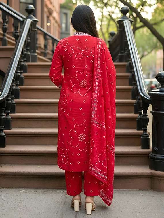 women printed three quarter sleeve kurta pant with dupatta set - 22253567 -  Standard Image - 3