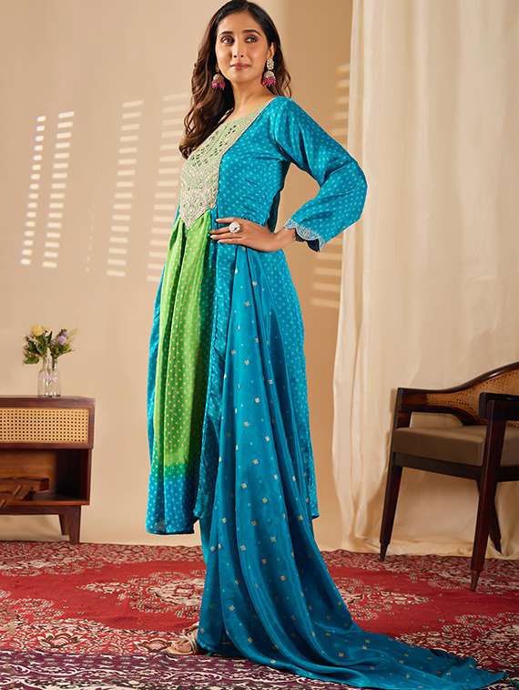 women bandhani three quarter sleeve kurta pant with dupatta set - 22253569 -  Standard Image - 3