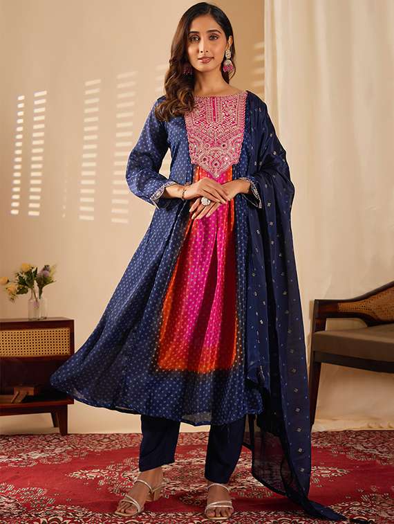 women bandhani three quarter sleeve kurta pant with dupatta set - 22253570 -  Standard Image - 3