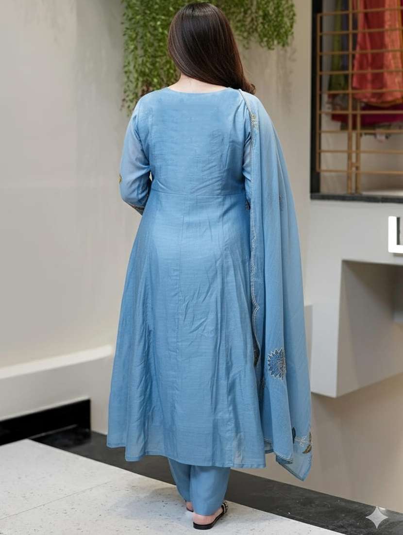 women solid with work long sleeve kurta pant with dupatta set - 22253590 -  Standard Image - 3