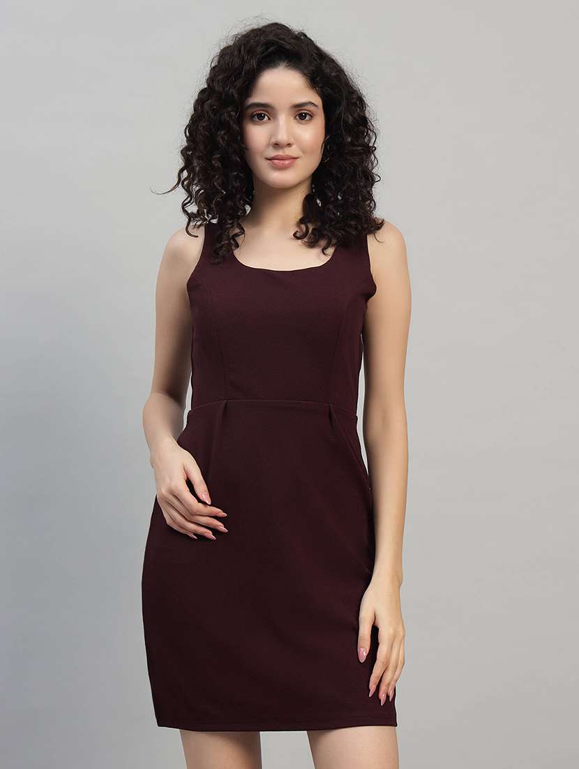 women solid sleeveless sheath dress