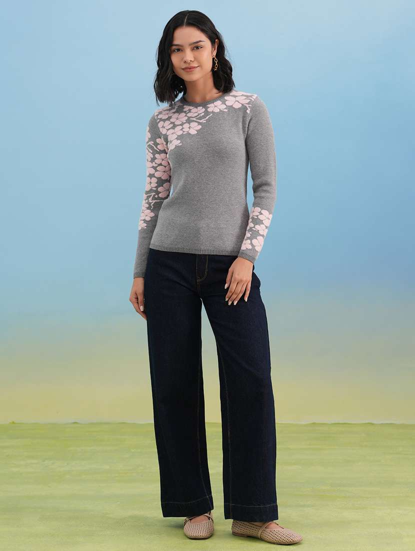 women floral long sleeve pullover - 22253803 -  Standard Image - 5