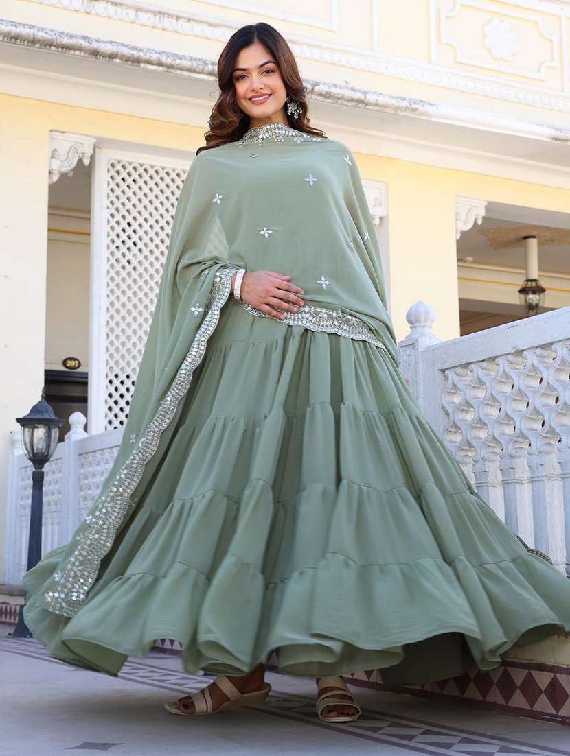 women solid shoulder strap kurta dupatta set