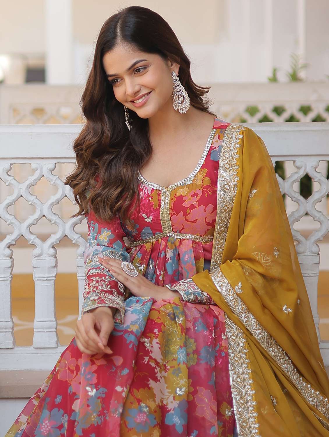 women floral long sleeve kurta dupatta set - 22253854 -  Standard Image - 5