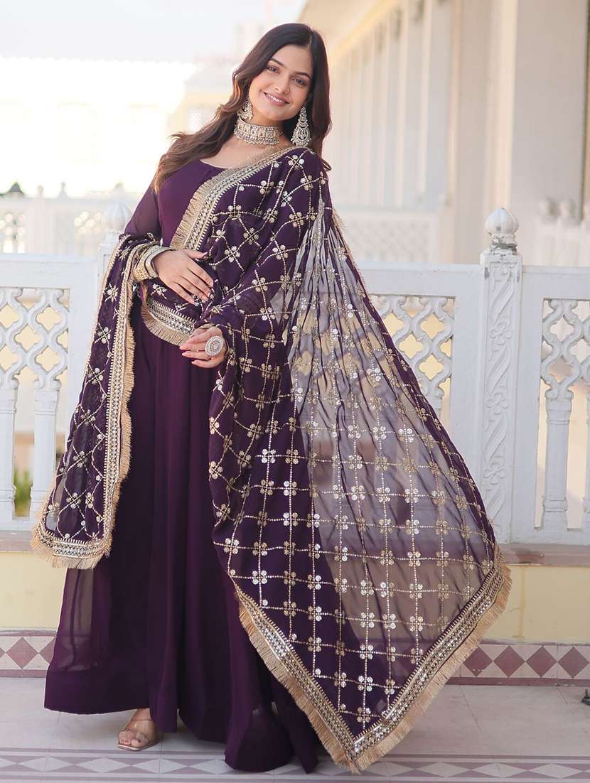 women solid with work long sleeve kurta with dupatta set - 22253881 -  Standard Image - 3