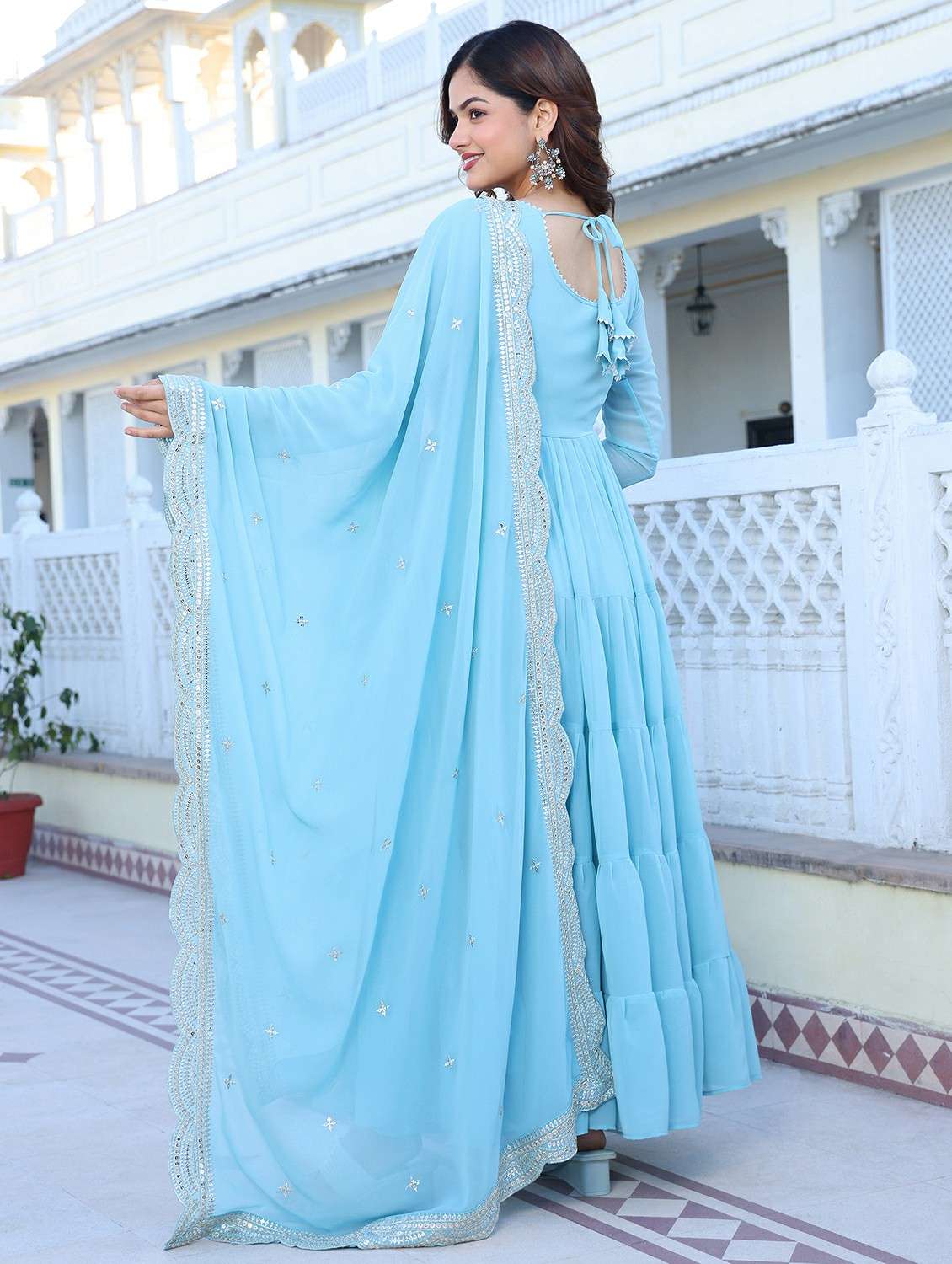 women solid long sleeve kurta with dupatta set - 22253911 -  Standard Image - 3