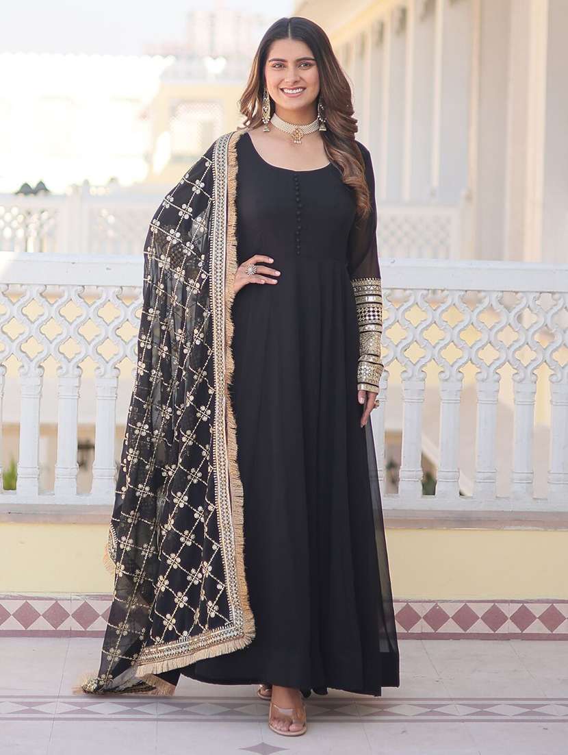 women solid with work long sleeve kurta with dupatta set