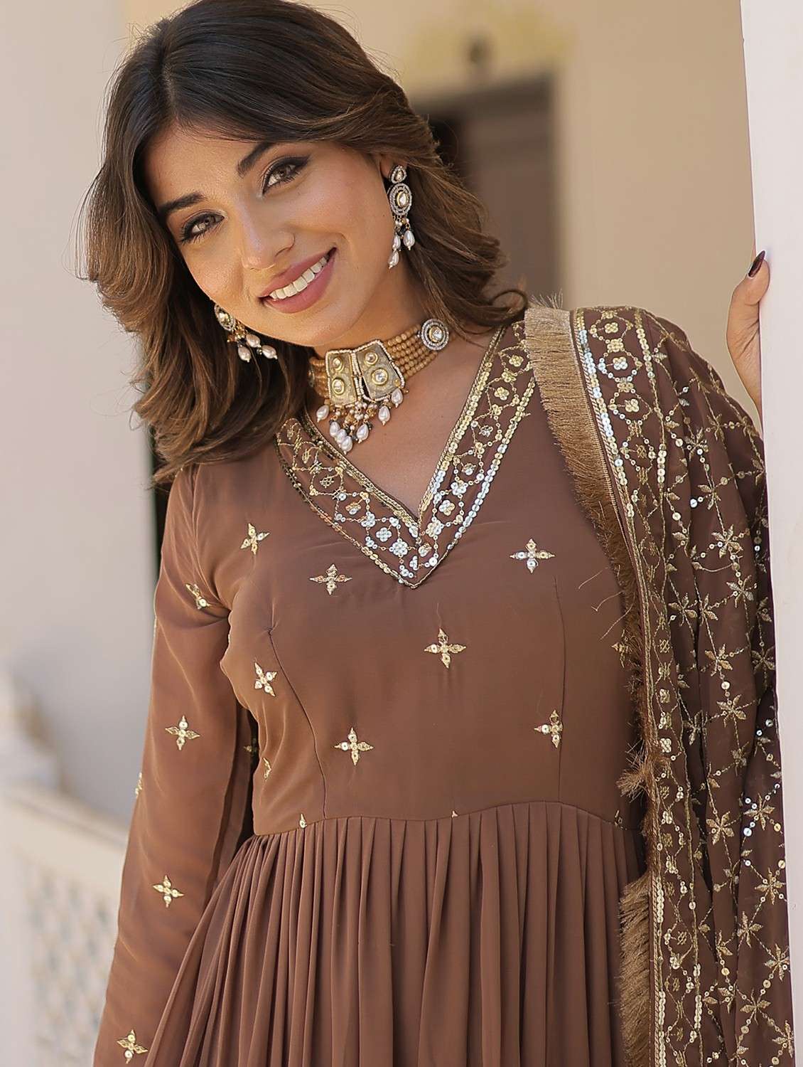 women solid with work long sleeve kurta with dupatta set - 22253935 -  Standard Image - 3