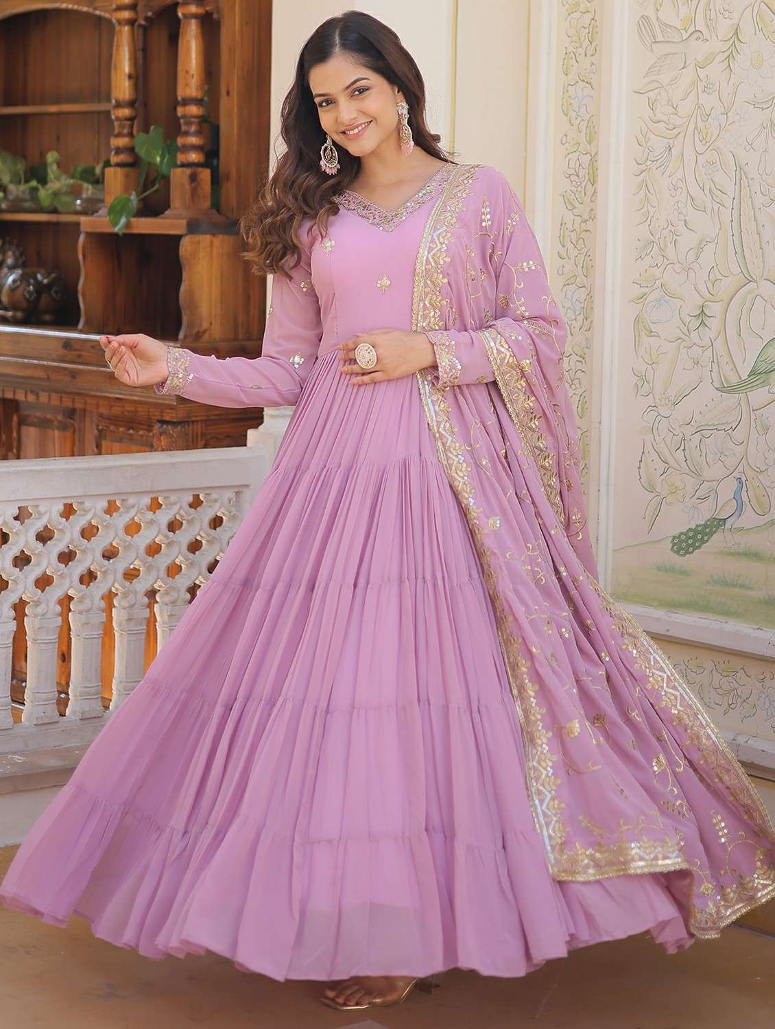 women solid with work long sleeve kurta with dupatta set