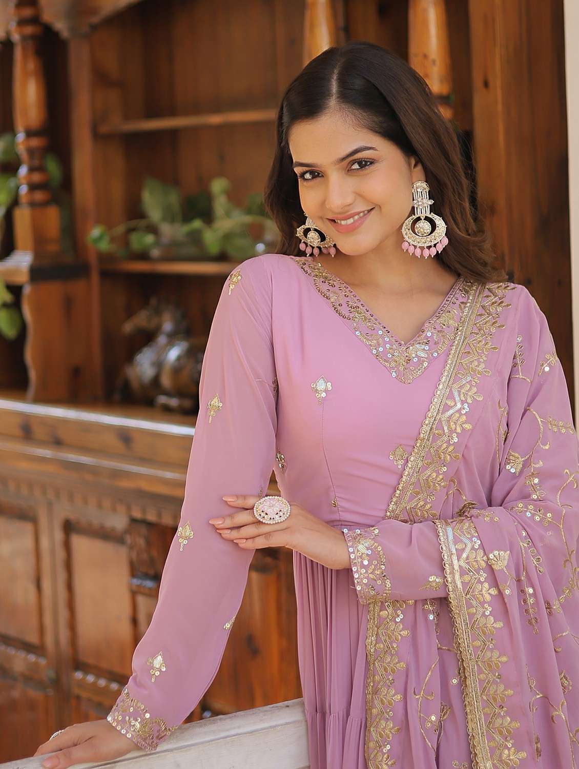 women solid with work long sleeve kurta with dupatta set - 22253940 -  Standard Image - 3