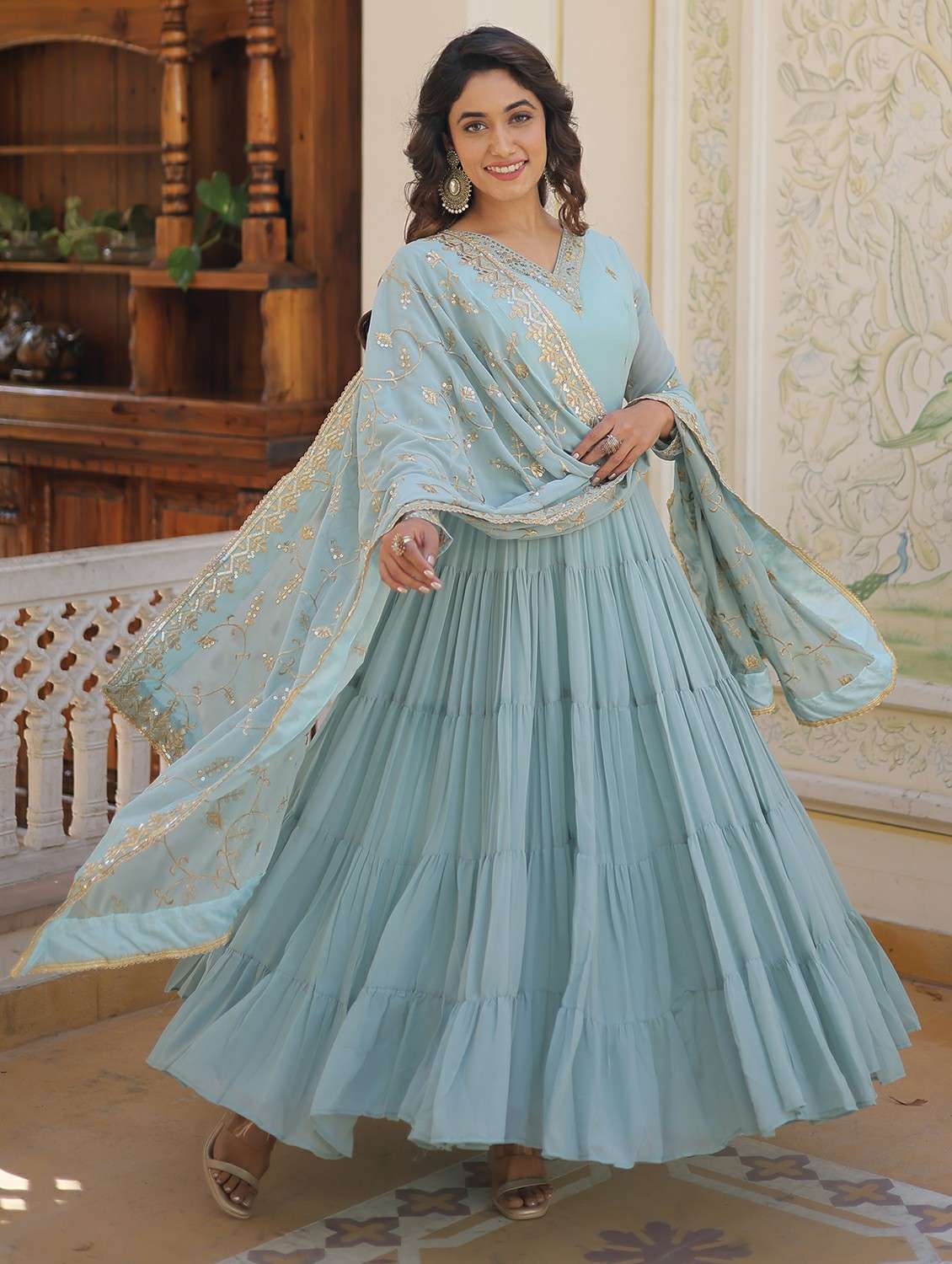 women solid with work long sleeve kurta with dupatta set