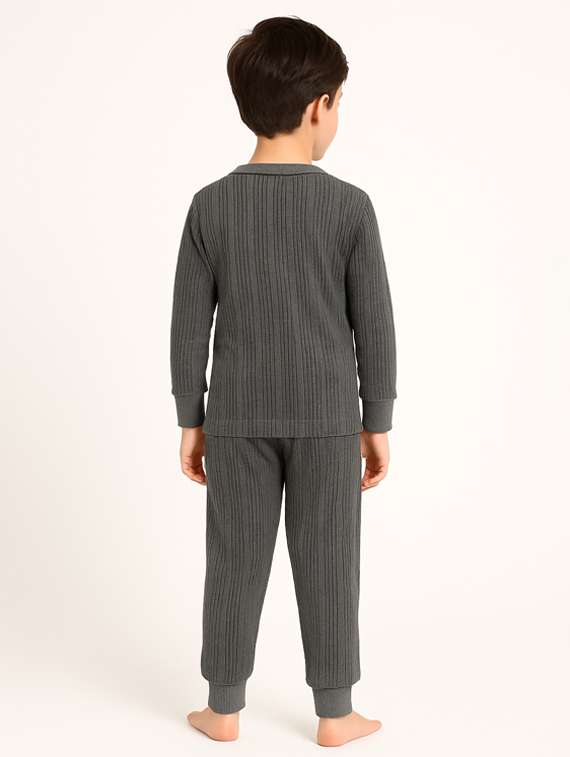 boys solid long sleeve thermal set - 22254042 -  Standard Image - 3