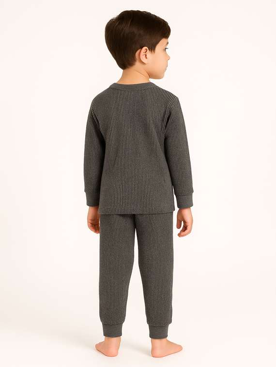 boys solid long sleeve thermal set - 22254049 -  Standard Image - 3