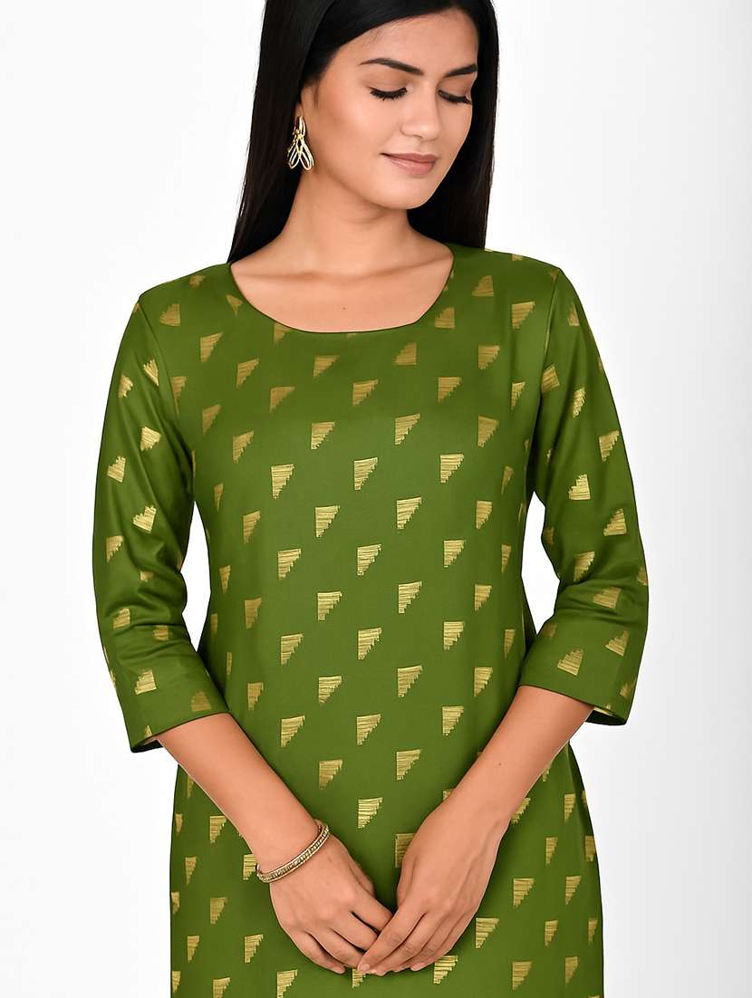 women foil printed three quarter sleeve kurta pant set - 22254860 -  Standard Image - 3