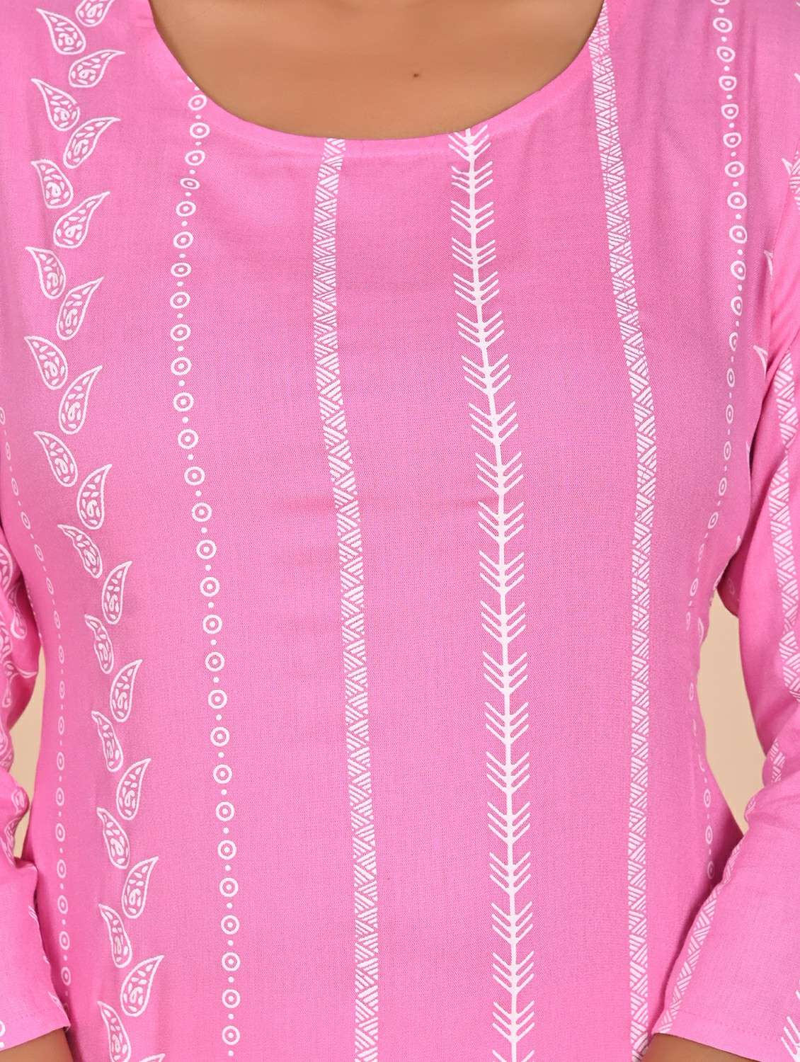 women printed three quarter sleeve kurta pant set - 22254871 -  Standard Image - 3