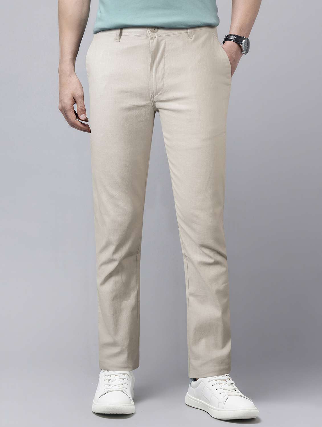 men solid mid rise slim fit chinos 