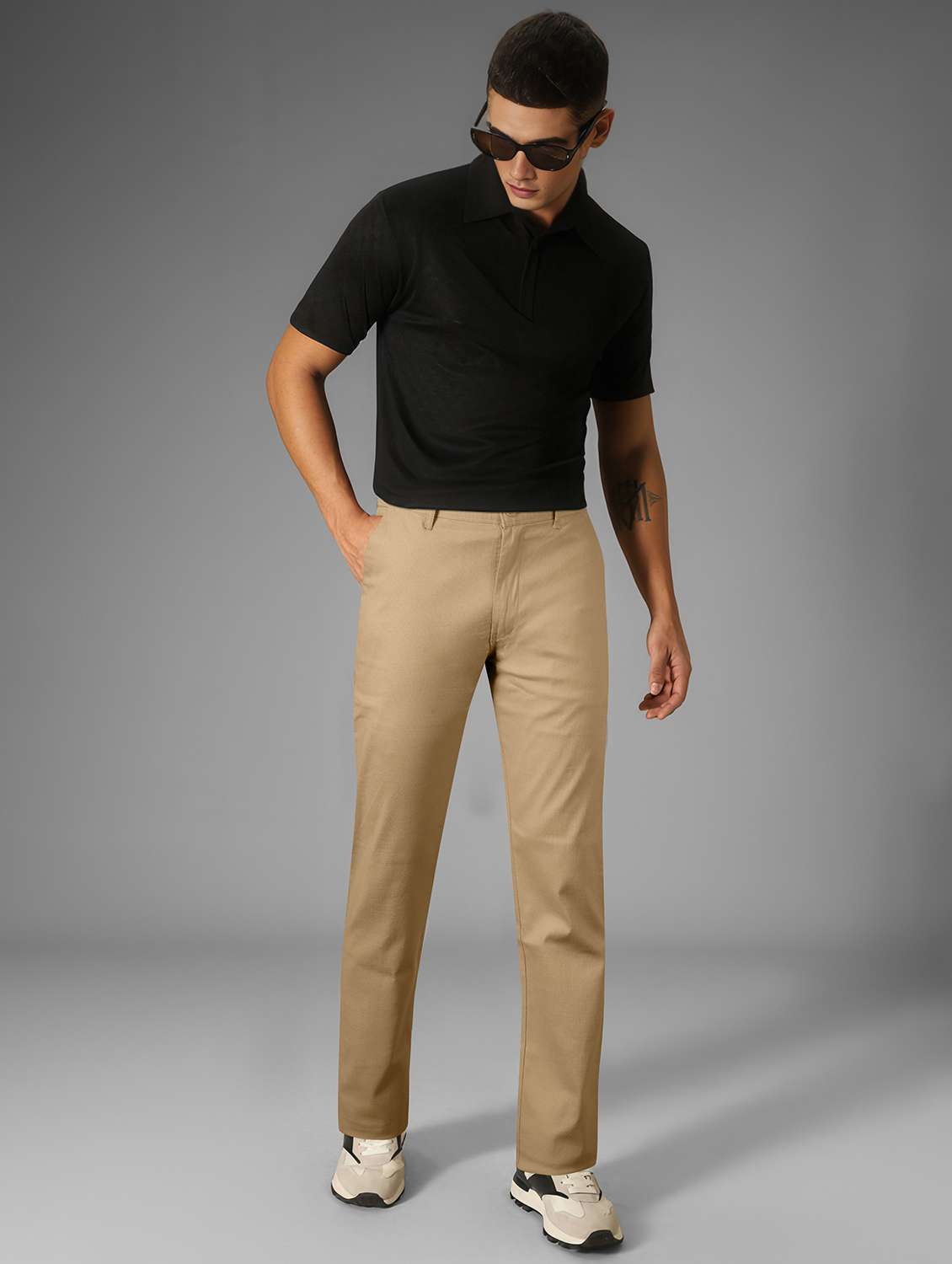men solid mid rise straight fit chinos  - 22254934 -  Standard Image - 3