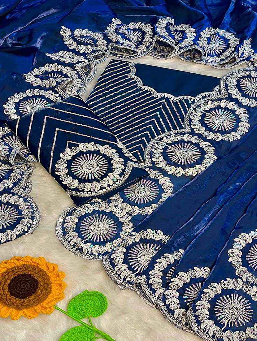 women solid with embroidered bordered saree with blouse - 22255074 -  Standard Image - 3