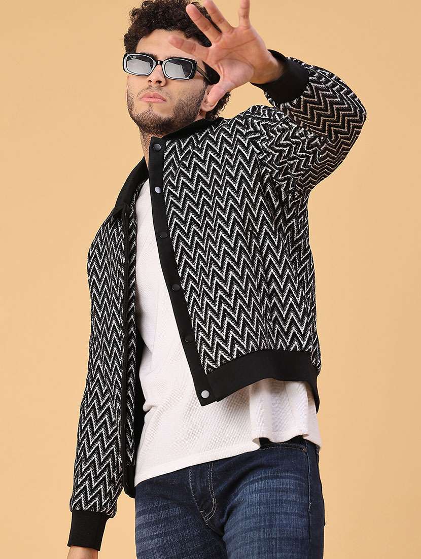 men self designed collared long sleeve shacket