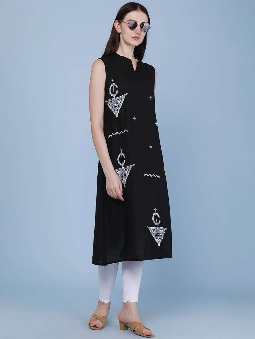 women embroidered sleeveless a-line kurta