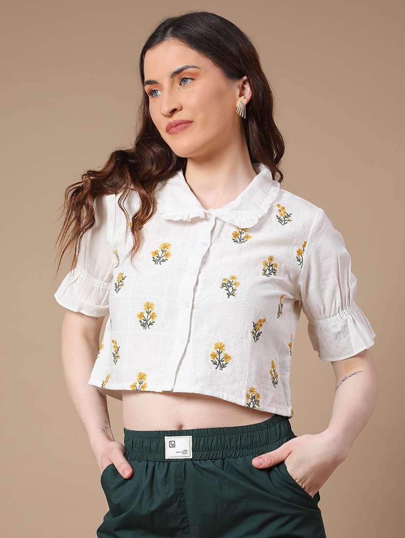 white cotton crop top - 22257586 -  Standard Image - 3